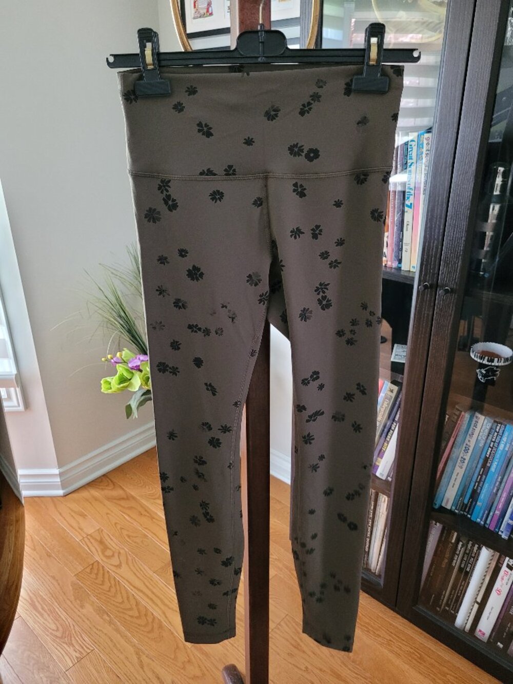 Lululemon Wunder Train High-Rise Tight Floral Breeze Olive 28" Size 8